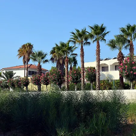 Muses Hotel 3*